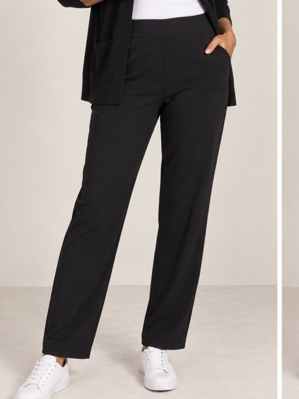 Chico’s Travelers Black Pull-On Straight Leg Pants